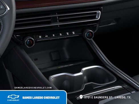 New 2026 Chevrolet Traverse Z71 w/ Driver Confidence Package image 23