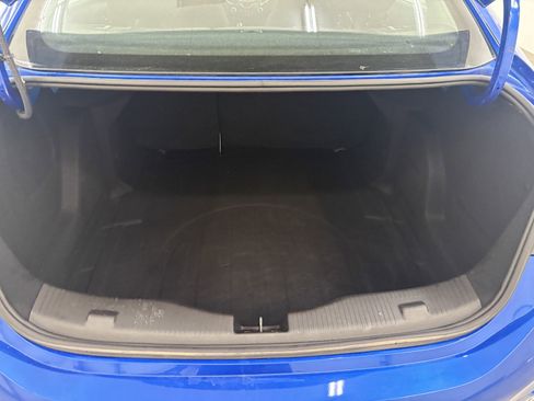 Used 2018 Chevrolet Cruze LT image 8