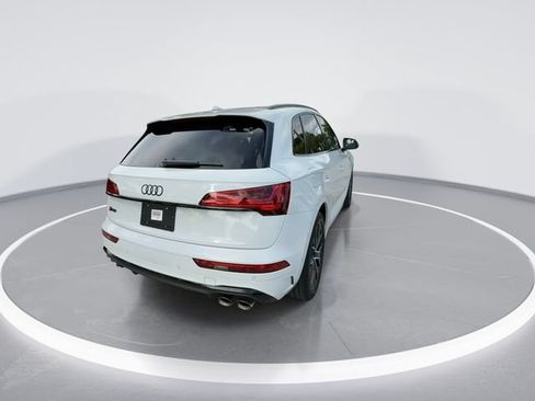 Used 2024 Audi SQ5 Prestige AWD/4WD image 7