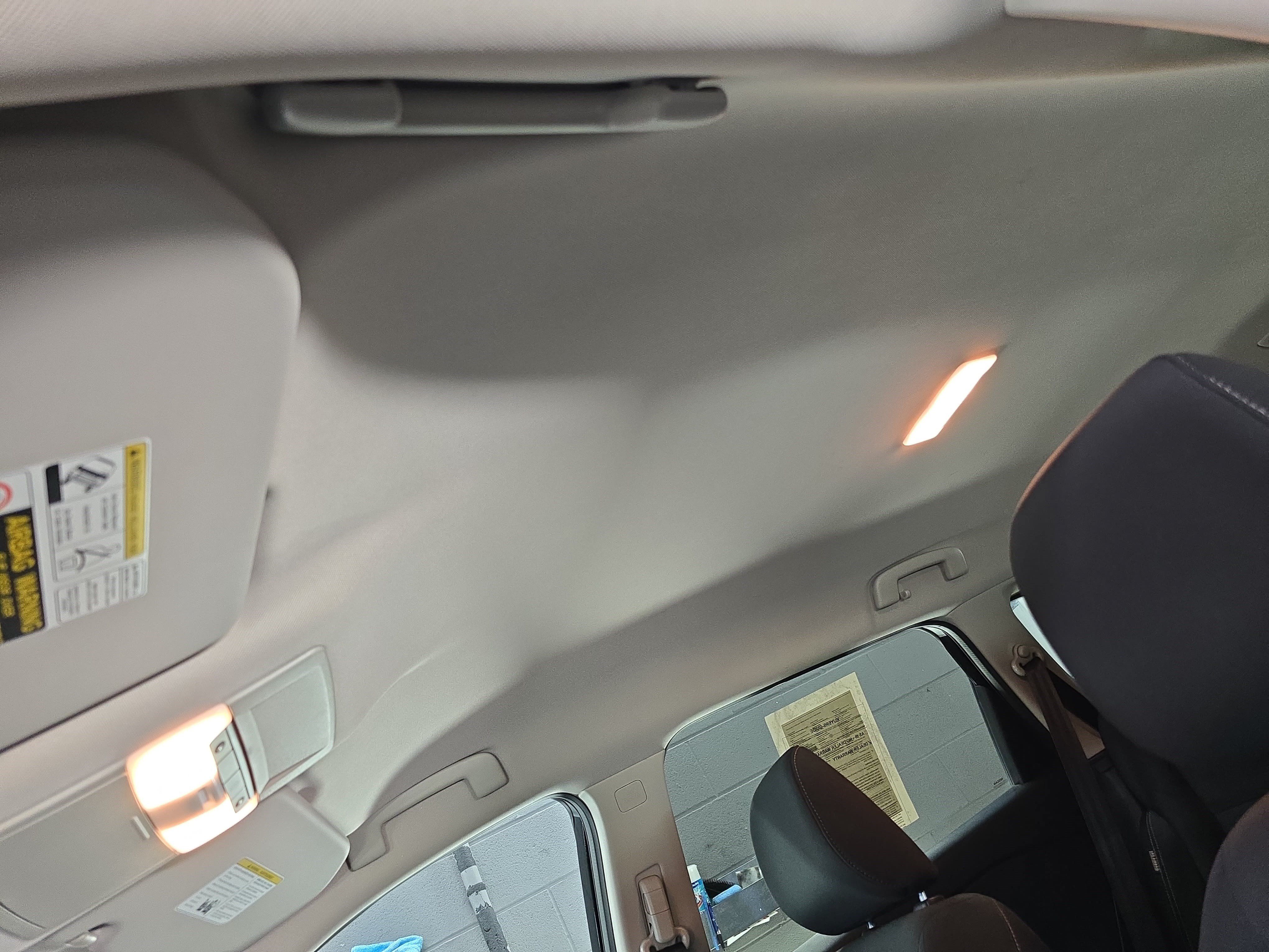 Used 2025 Nissan Rogue S AWD/4WD image 27