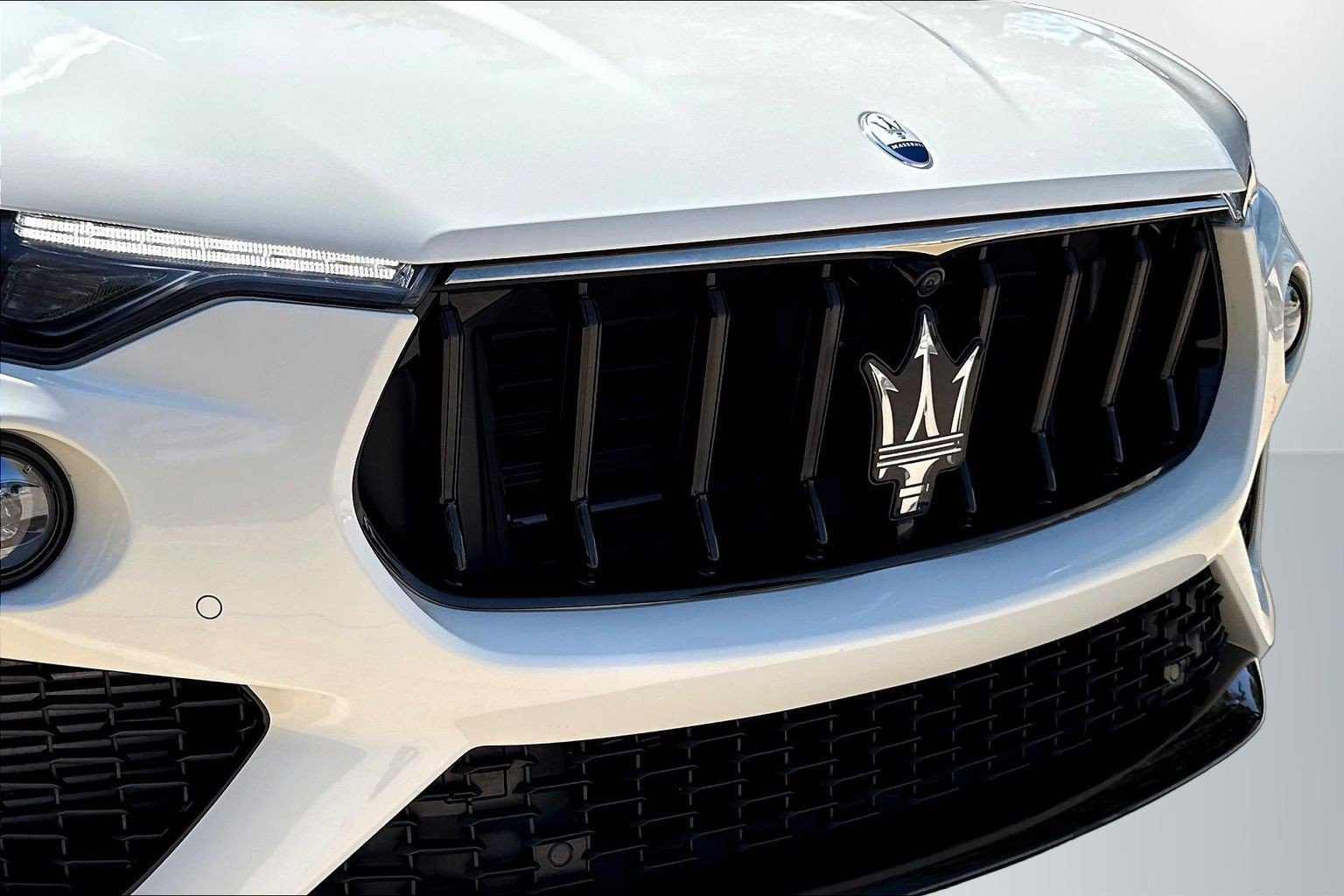 Used 2022 Maserati Levante GT AWD/4WD image 33