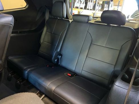 Used 2024 GMC Acadia Elevation image 22