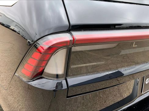 New 2026 Lincoln Navigator L Reserve AWD/4WD image 14