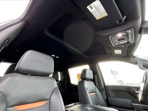 Used 2021 GMC Sierra 1500 AT4 w/ AT4 Value Package image 23