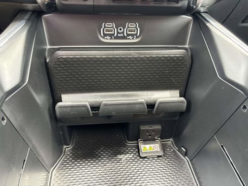 Used 2023 RAM 1500 Laramie AWD/4WD image 25
