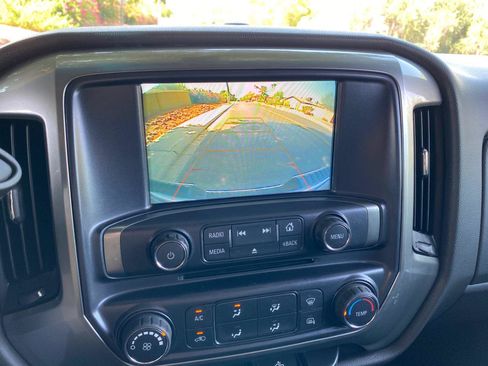 Used 2018 Chevrolet Silverado 1500 LT AWD/4WD image 59