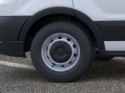 New 2025 Ford Transit 250 148 Medium Roof image 19