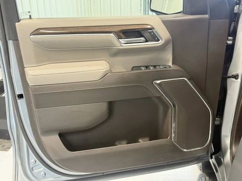 Used 2023 Chevrolet Silverado 1500 LT w/ Max Trailering Package image 8