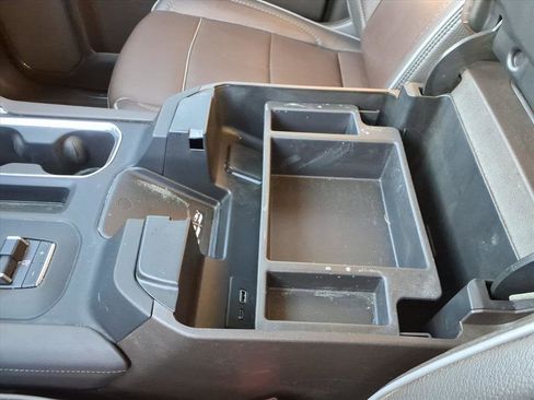 Used 2024 GMC Sierra 2500 Denali w/ Denali Reserve Package image 17