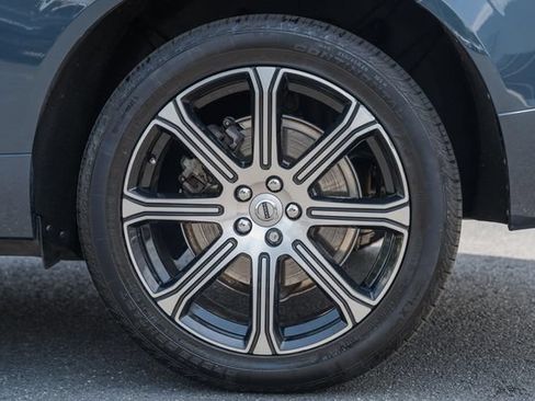 Used 2018 Volvo XC60 T8 Inscription w/ Advanced Package AWD/4WD image 18