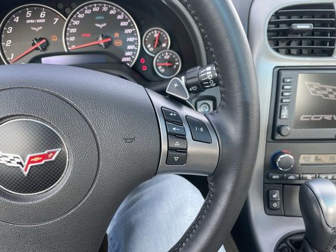 Used 2007 Chevrolet Corvette Coupe w/ Preferred Equipment Group image 19