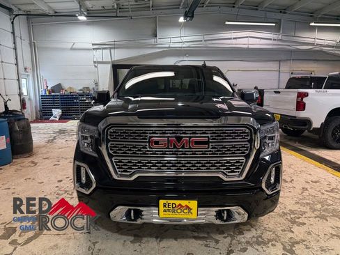 Used 2022 GMC Sierra 1500 Denali w/ Denali Premium Package image 2