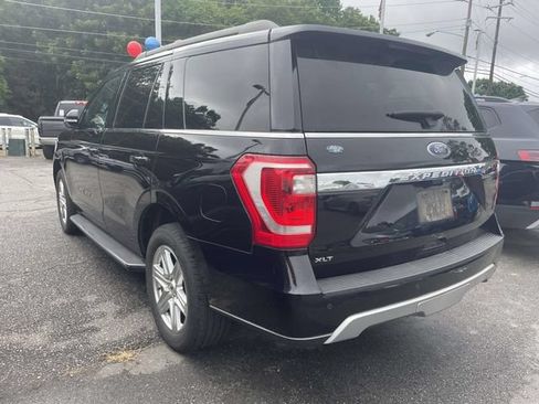 Used 2019 Ford Expedition XLT w/ Equipment Group 202A RWD image 4