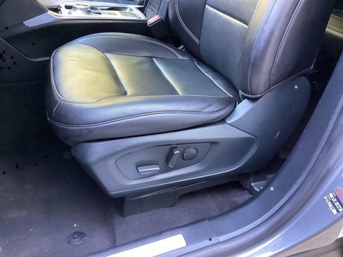 Used 2022 Ford Explorer Limited w/ Equipment Group 301A image 31