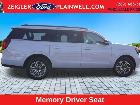 Used 2025 Ford Expedition Max Active image 6