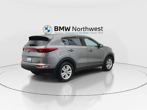 Used 2017 Kia Sportage LX AWD/4WD image 3