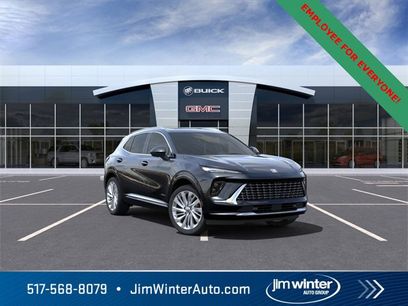 New 2025 Buick Envision Avenir