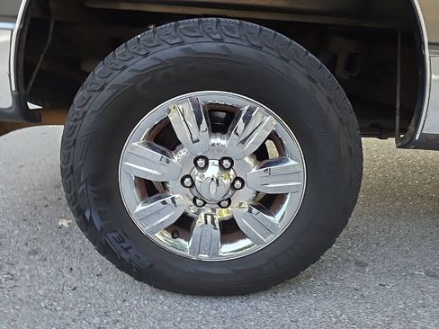 Used 2010 Ford F150 XLT AWD/4WD image 12
