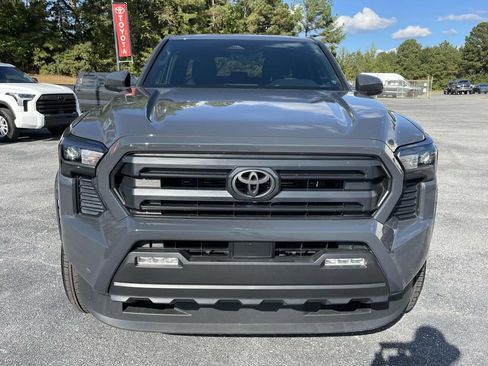 Used 2024 Toyota Tacoma SR5 image 7