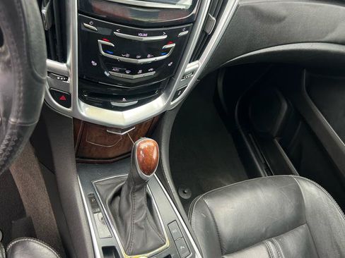 Used 2016 Cadillac SRX Luxury FWD image 14