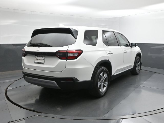 Used 2025 Honda Pilot EX-L image 8
