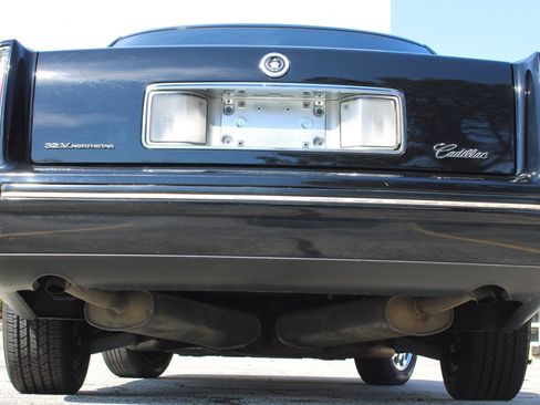 Used 1999 Cadillac De Ville Concours image 12