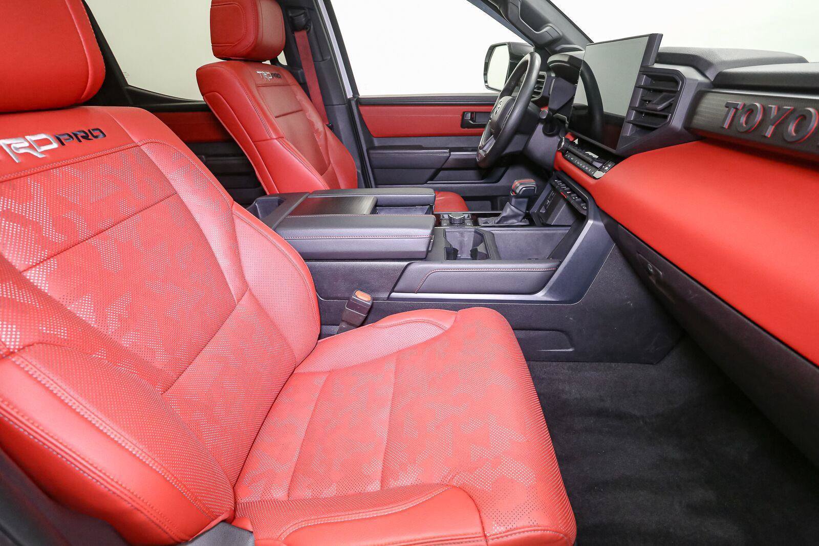 Used 2025 Toyota Tundra TRD Pro AWD/4WD image 17
