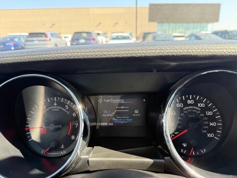 Used 2017 Ford Mustang Coupe RWD image 14