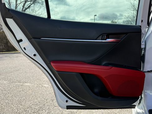 Used 2020 Toyota Camry XSE image 20