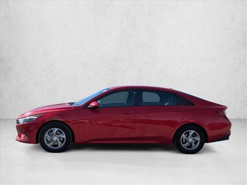 Certified 2021 Hyundai Elantra SE FWD image 9