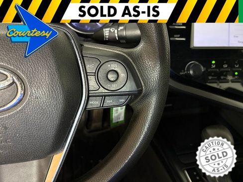 Used 2019 Toyota Camry LE FWD image 20