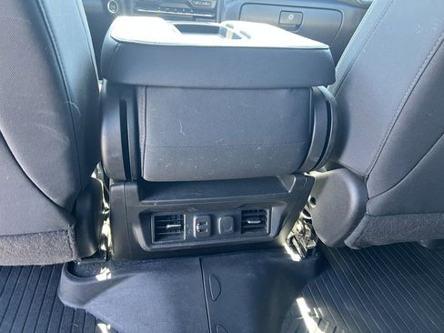 Certified 2021 Chevrolet Silverado 1500 RST AWD/4WD image 15