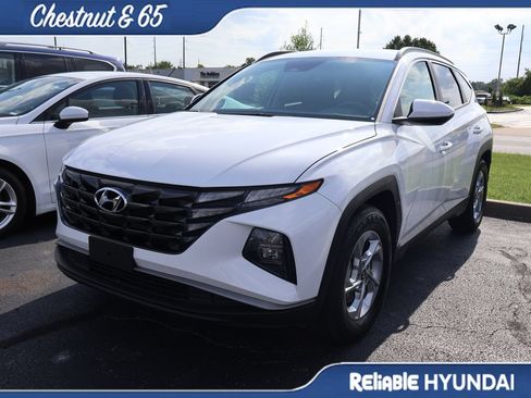 Used 2024 Hyundai Tucson SEL FWD image 11