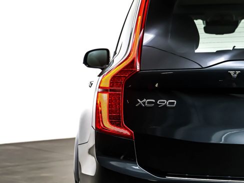 Used 2022 Volvo XC90 T8 Inscription w/ Advanced Package image 15