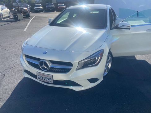Used 2015 Mercedes-Benz CLA 250 image 2