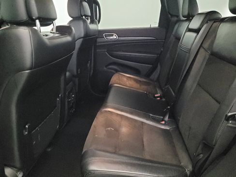 Used 2021 Jeep Grand Cherokee Laredo X image 18