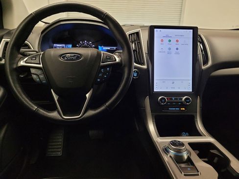 Used 2023 Ford Edge SEL image 22