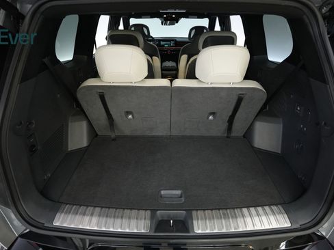 Used 2024 Kia EV9 GT-Line image 8