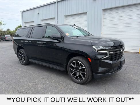 Used 2021 Chevrolet Suburban RST w/ Luxury Package AWD/4WD image 1
