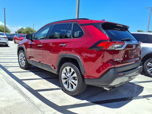Used 2021 Toyota RAV4 Limited w/ Limited Grade Weather Package FWD image 10