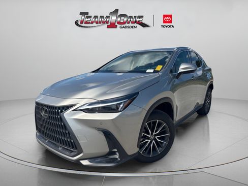 Used 2024 Lexus NX 250 FWD w/ Cold Area Package image 4