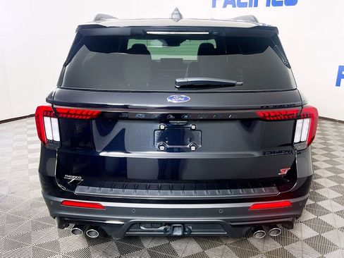Used 2025 Ford Explorer ST w/ Sun And Sound Package AWD/4WD image 6
