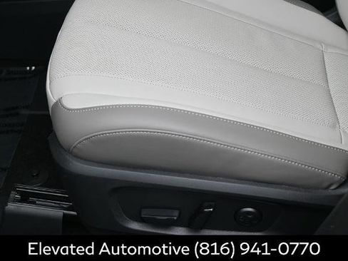 Certified 2026 INFINITI QX60 Luxe w/ Cargo Package AWD/4WD image 17