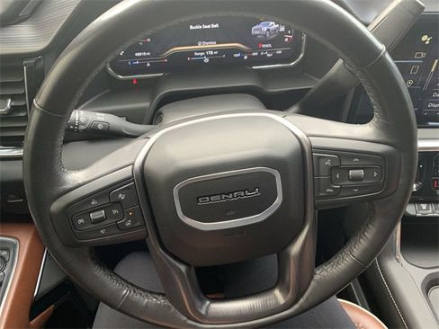 Used 2024 GMC Sierra 2500 Denali Ultimate image 19