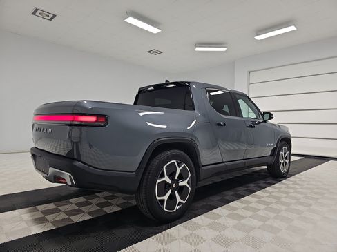 Used 2024 Rivian R1T Adventure AWD/4WD image 5