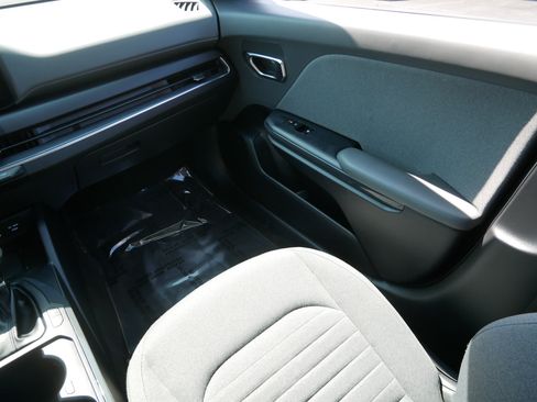 Used 2025 Kia K4 EX FWD image 11