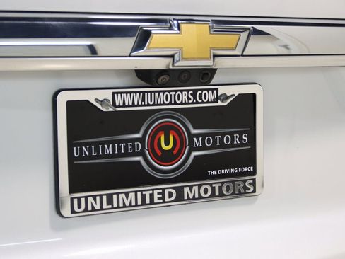 Used 2022 Chevrolet Traverse High Country w/ LPO, Floor Liner Package image 4