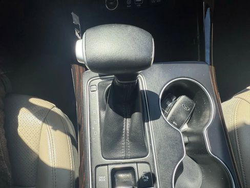 Used 2020 Kia Sorento EX image 22