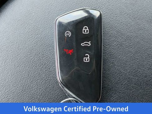 Certified 2024 Volkswagen Atlas SE FWD image 35