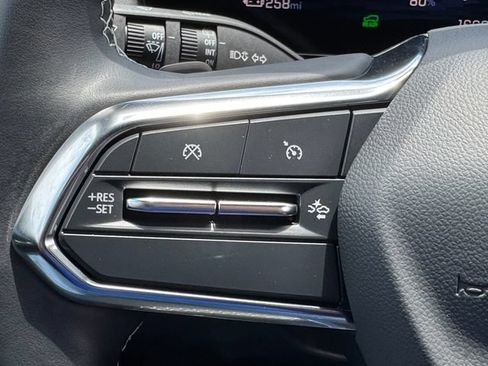 Certified 2024 Chevrolet Equinox EV LT FWD image 19